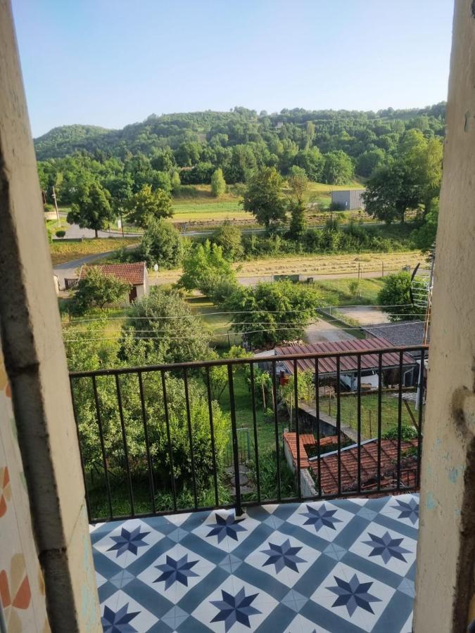 Appartement Sejour , Cure Cransac Au 1Er Etage 2 Nuits Minimum Buitenkant foto